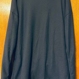 Navy medium weight sweater